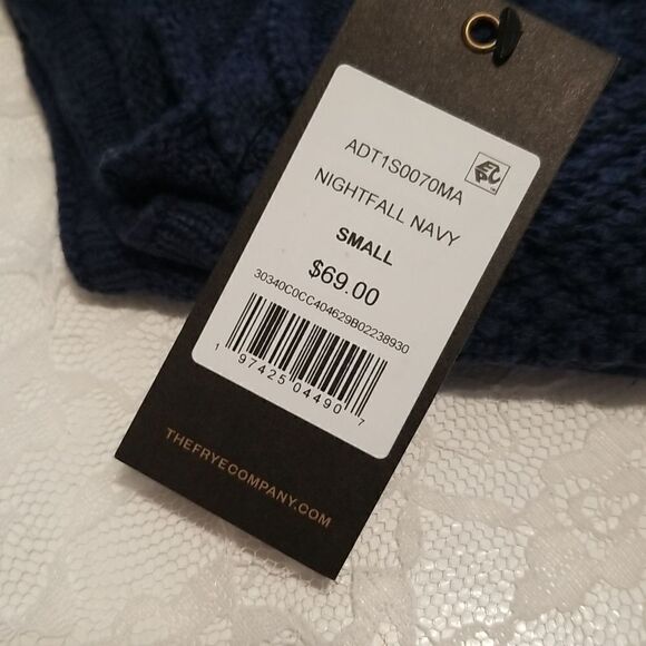 FRYE CROCHET TOP NAVY BLUE NWT CROCHET HEM TANK SMALL NEW WITH TAGS - Picture 15 of 16